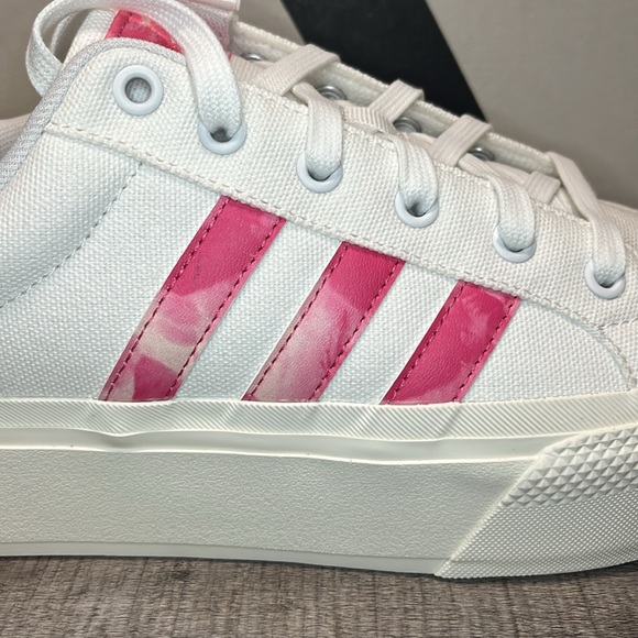 NWT Adidas Bravada 2.0 Platform Women's Shoes - White/Pink - ID5576 - Picture 4 of 16